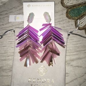 Kendra Scott Jewelry - NWT Kendra Scott Justyne earrings Kendra Scott Jewelry - NWT Kendra Scott Justyne earrings